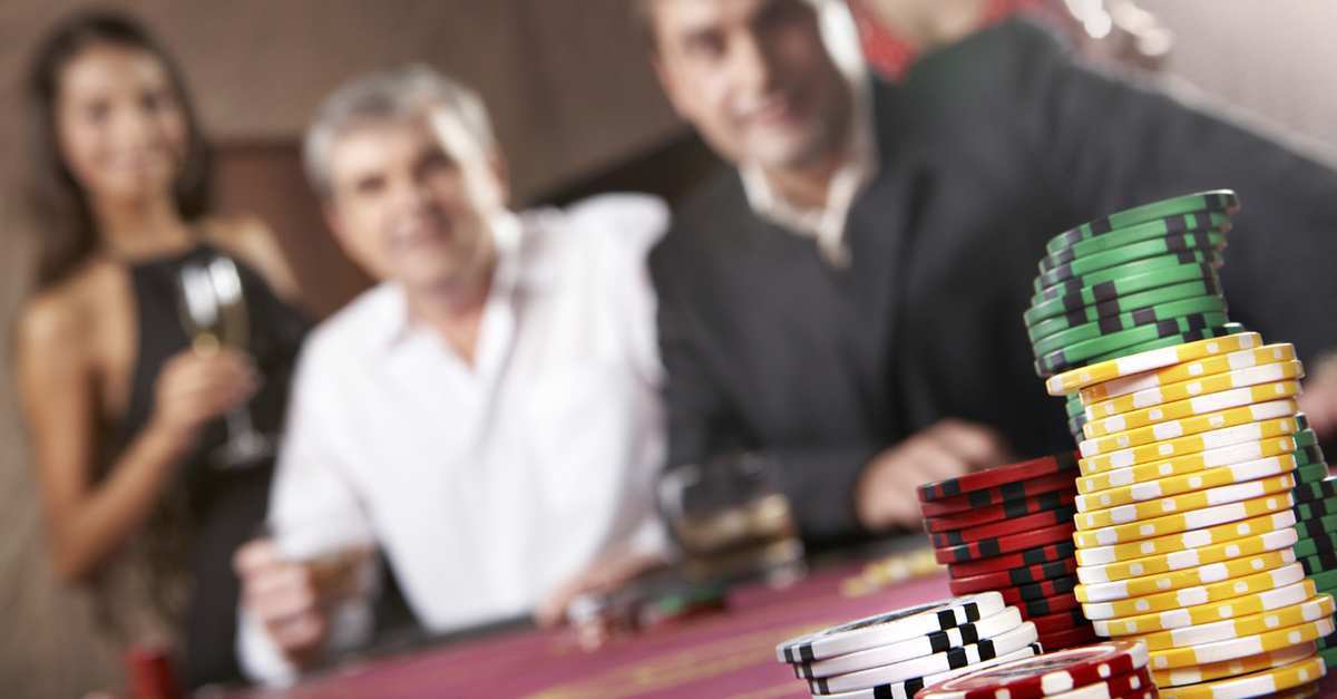 5-weird-practices-that-people-actually-do-in-casinos.jpg