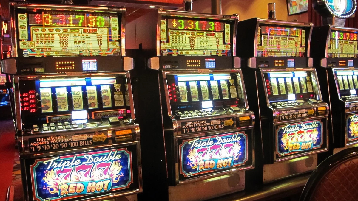 U.S.-military-run-slot-machines-earn-100-million-a-year-from-service-members-overseas.jpg