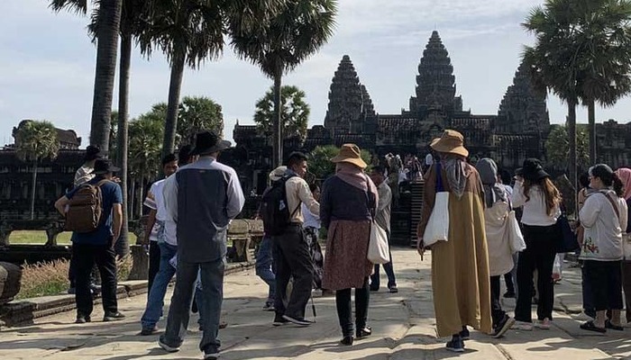 Cambodia-hopes-for-return-of-Chinese-tourists-1-1-1.jpg